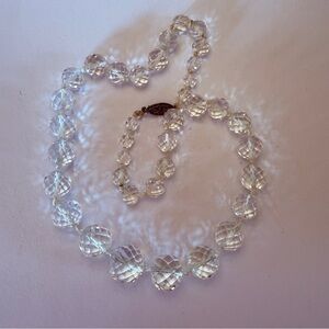 Vintage multifaceted Crystal Necklace